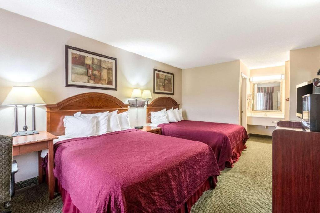 Ripley Quality Inn מראה חיצוני תמונה