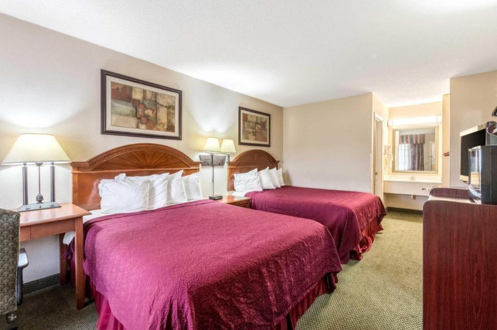 Ripley Quality Inn מראה חיצוני תמונה