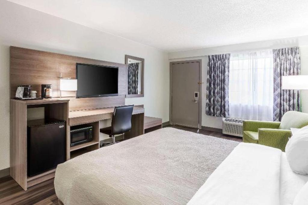 Ripley Quality Inn מראה חיצוני תמונה