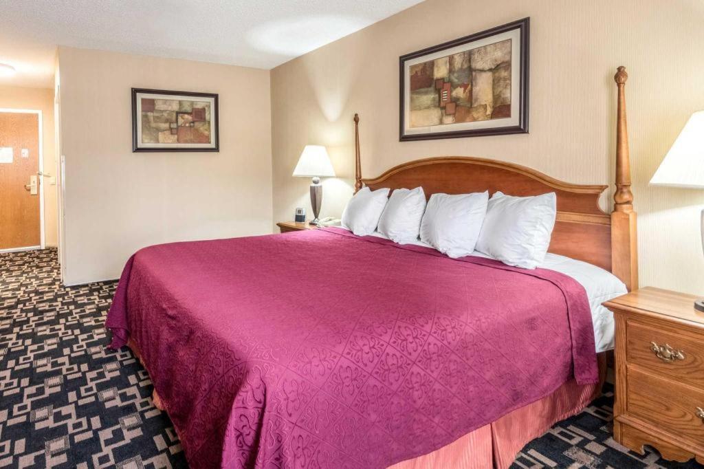 Ripley Quality Inn מראה חיצוני תמונה