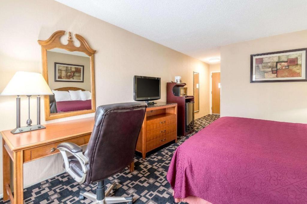 Ripley Quality Inn מראה חיצוני תמונה